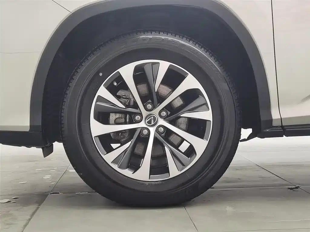 Lexus RX 2020 Facelift 300 2WD Comfort Edition — миниатюра 17