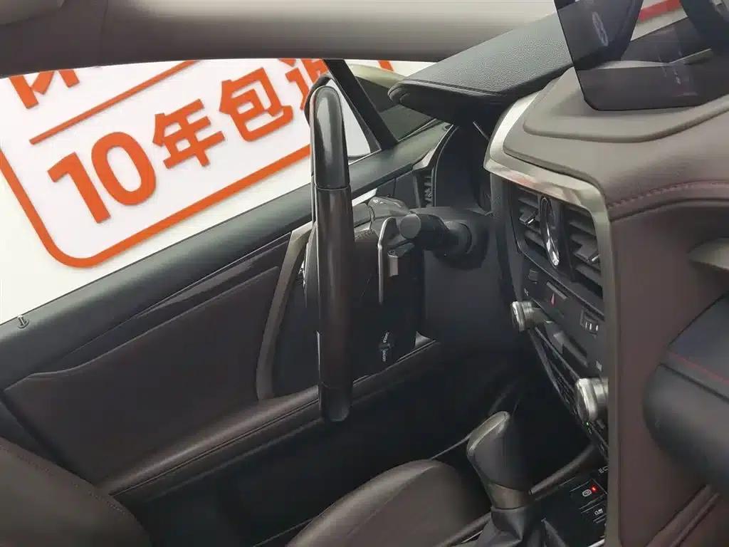 Lexus RX 2020 Facelift 300 2WD Comfort Edition — миниатюра 22