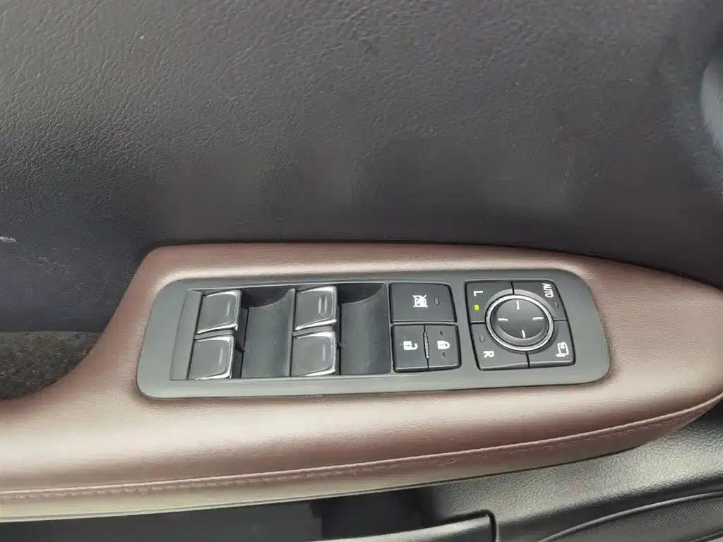 Lexus RX 2020 Facelift 300 2WD Comfort Edition — миниатюра 9
