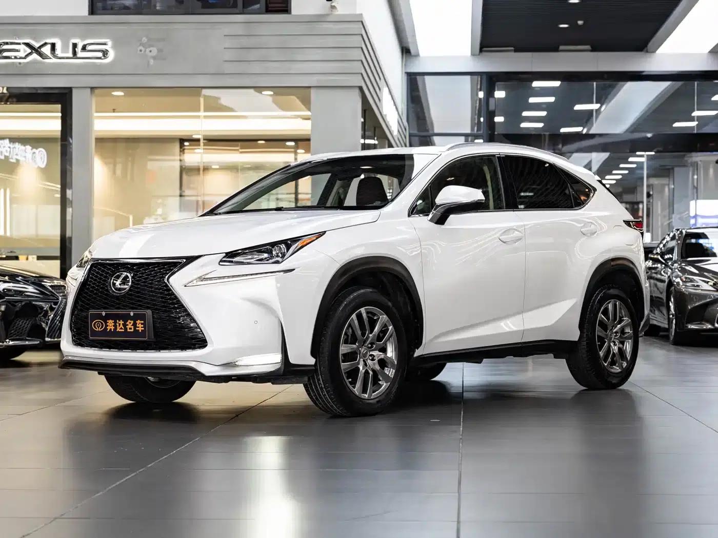 Lexus NX 2015 200t AWD Sport Edition — миниатюра 1