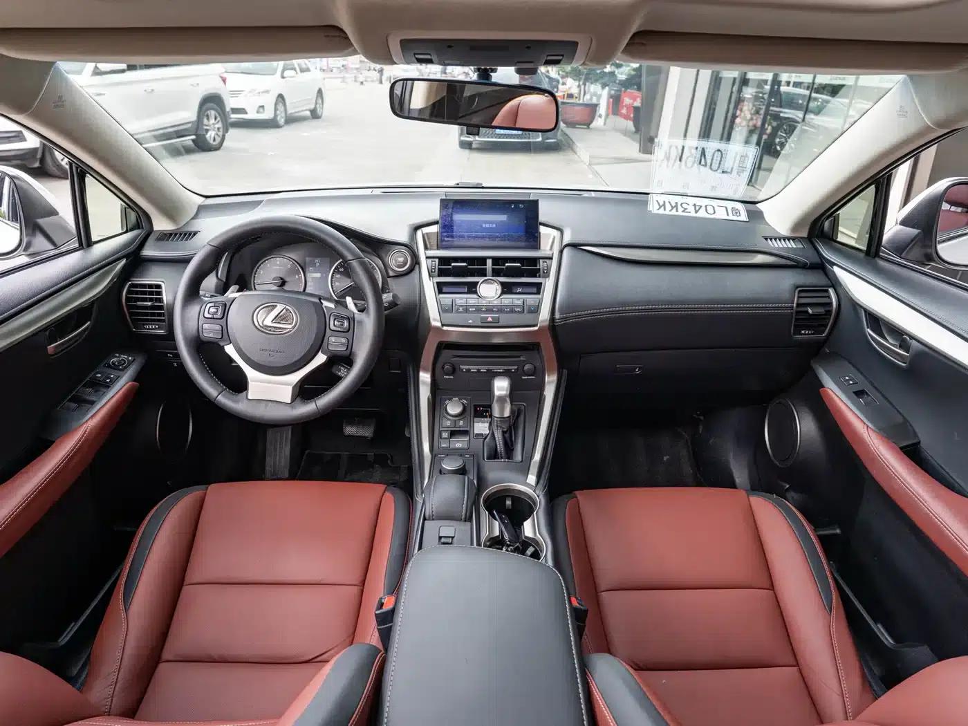 Lexus NX 2015 200t AWD Sport Edition — миниатюра 13