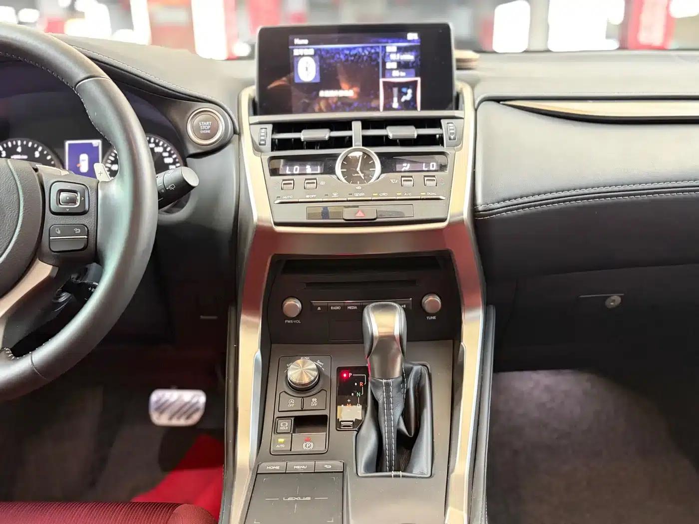 Lexus NX 2020 200 FWD Sport Edition (China V Emission Standard) — миниатюра 11