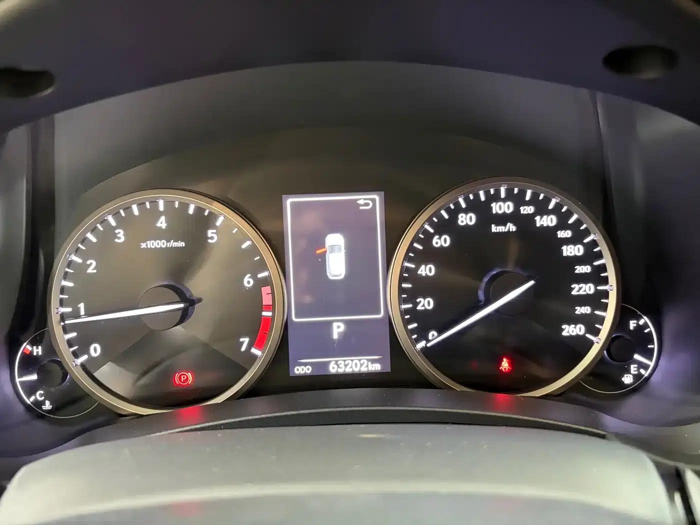 Lexus NX 2020 200 FWD Sport Edition (China V Emission Standard) — миниатюра 16
