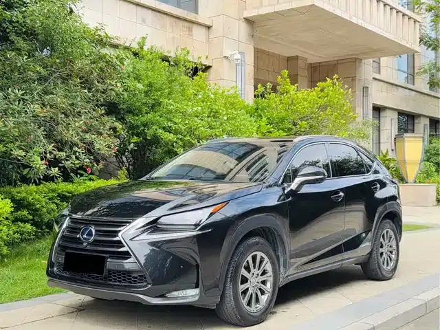 Lexus NX 2017 300h FWD Sport Edition