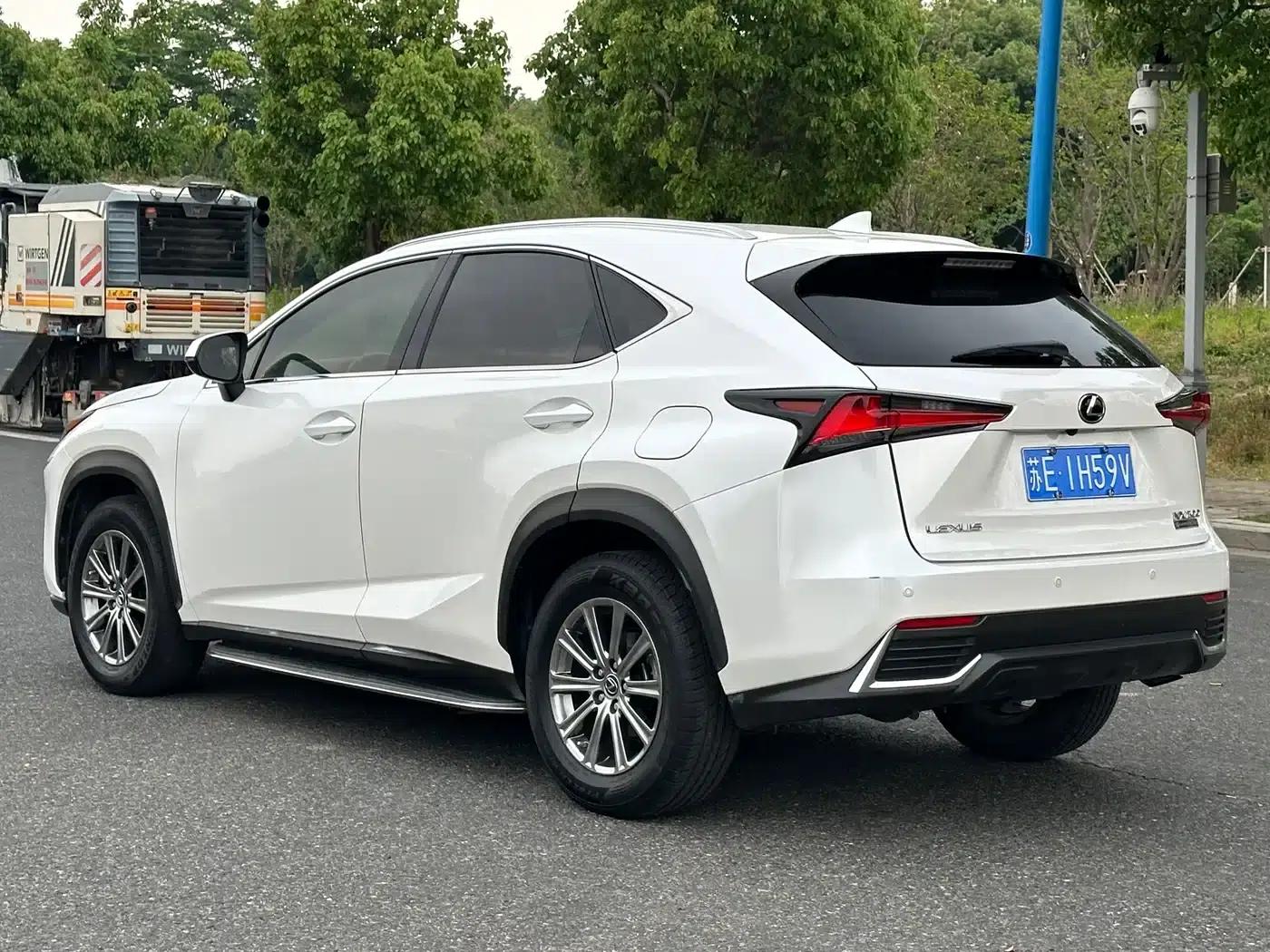 Lexus NX 2020 200 AWD Sport Edition (China VI Emission Standard) — миниатюра 6