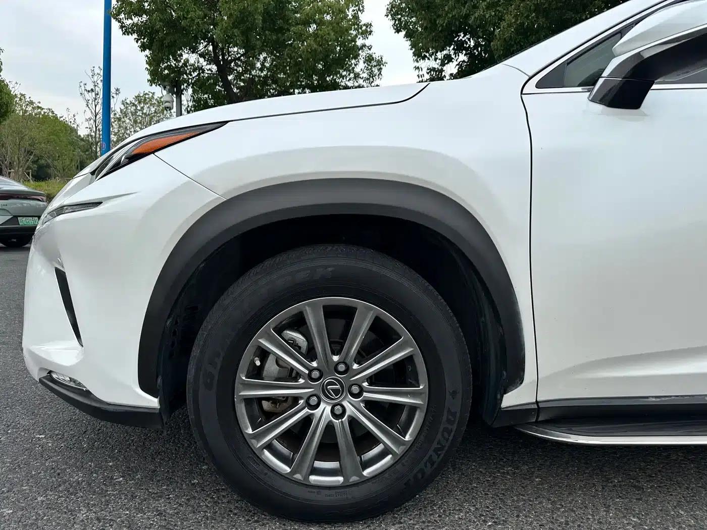 Lexus NX 2020 200 AWD Sport Edition (China VI Emission Standard) — миниатюра 8