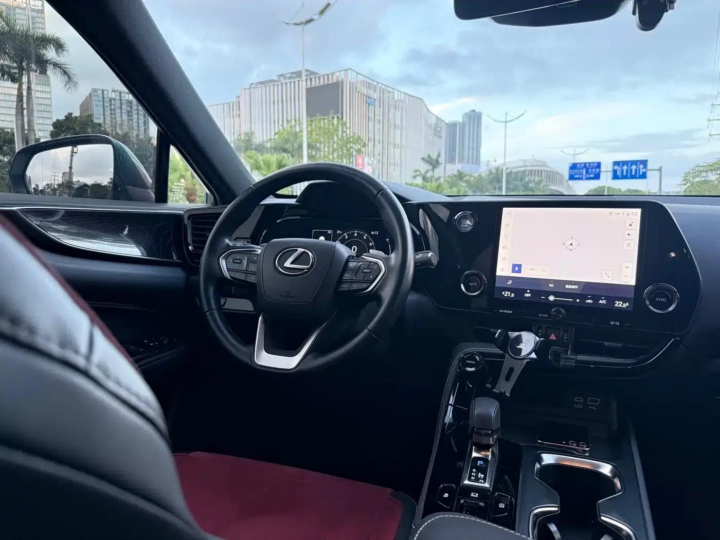 Lexus NX 2023 260 AWD Skyactiv Edition — миниатюра 13