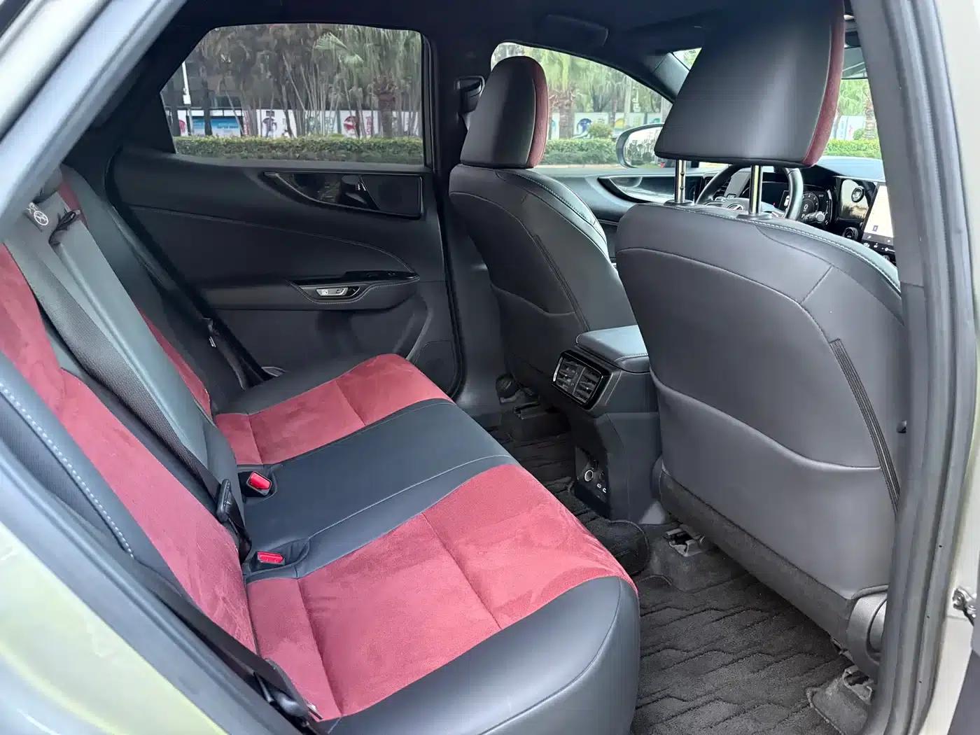 Lexus NX 2023 260 AWD Skyactiv Edition — миниатюра 10