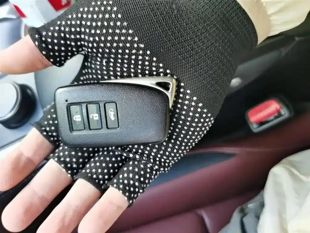 Lexus NX 2015 200 AWD Sport Edition — миниатюра 15