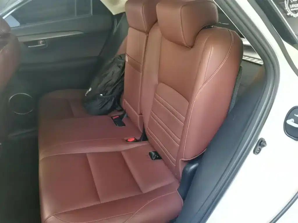 Lexus NX 2015 200 AWD Sport Edition — миниатюра 24