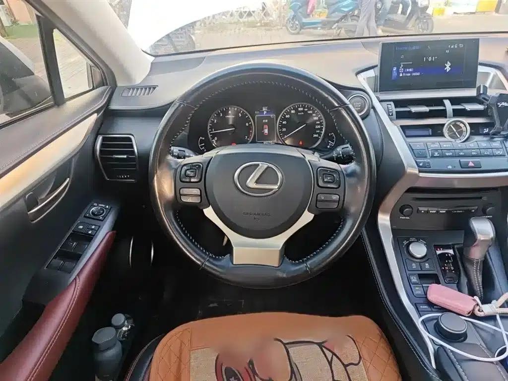 Lexus NX 2016 200 AWD Sport Edition — миниатюра 3