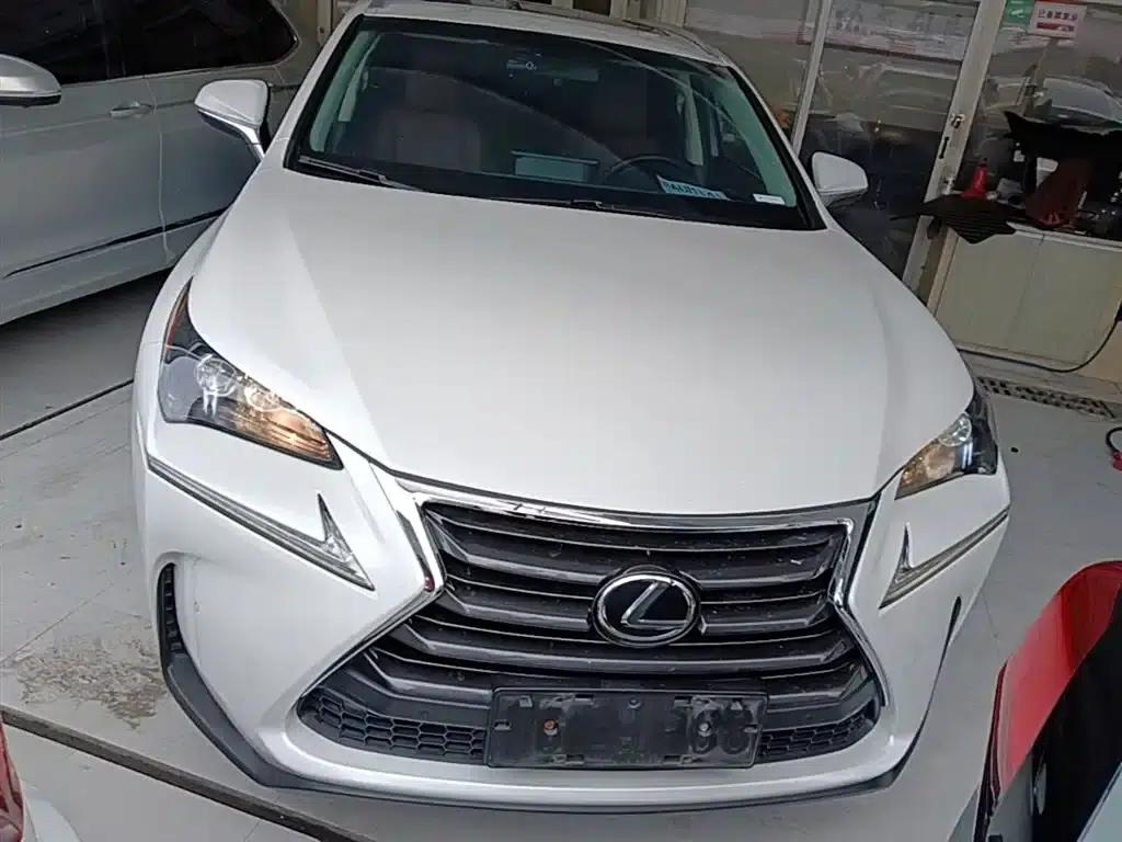 Lexus NX 2015 200t AWD Sport Edition — миниатюра 3