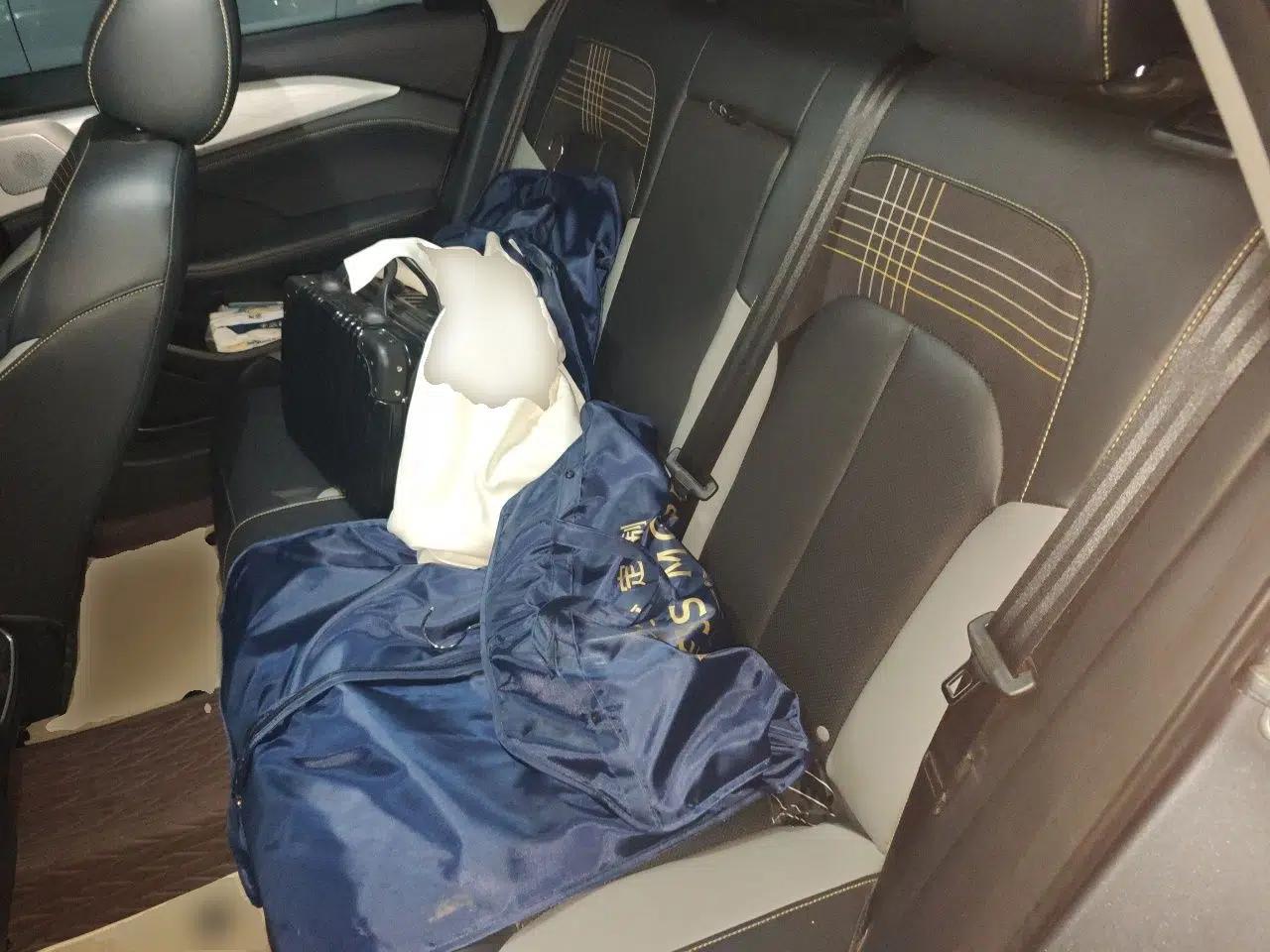 Roewe i6 MAX 2020 300TGI Automatic Supreme Edition with Cool Sunroof and Advanced Driving Features — миниатюра 18
