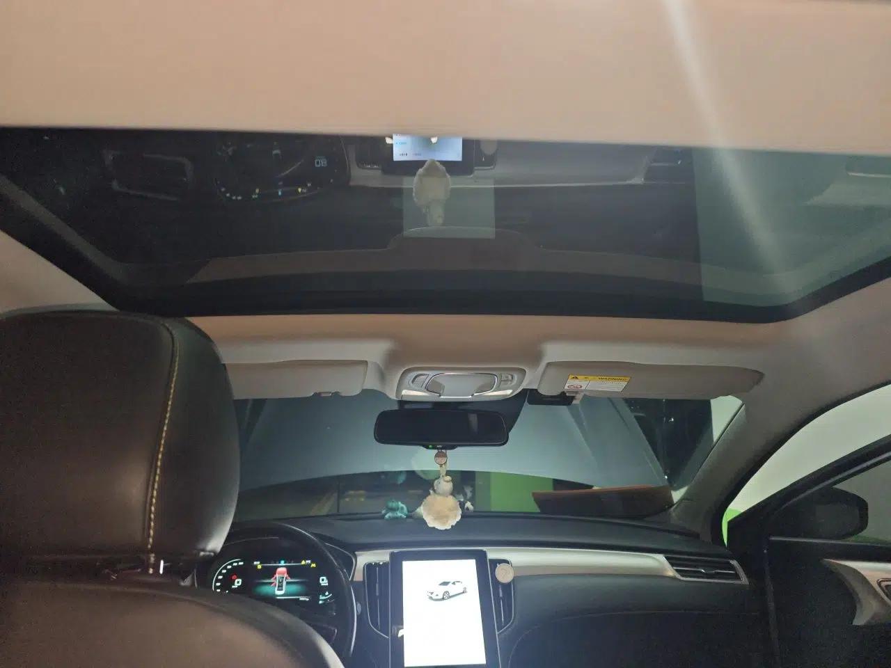Roewe i6 MAX 2020 300TGI Automatic Supreme Edition with Cool Sunroof and Advanced Driving Features — миниатюра 19