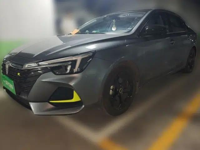 Roewe i6 MAX 2020 300TGI Automatic Supreme Edition with Cool Sunroof and Advanced Driving Features