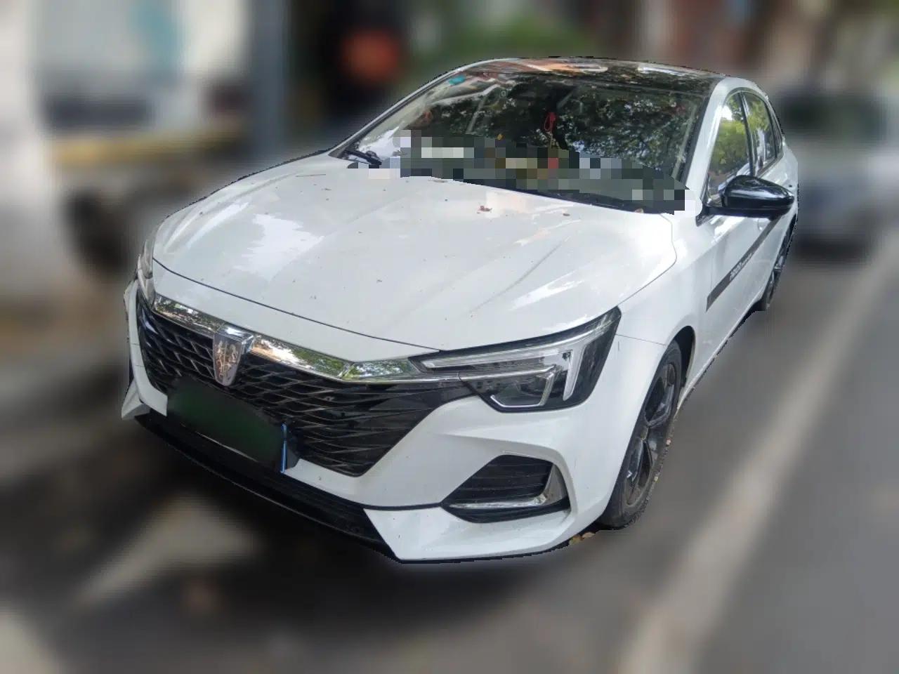 Roewe i6 MAX 2020 300TGI Automatic Supreme Edition with Cool Sunroof and Advanced Driving Features — миниатюра 1