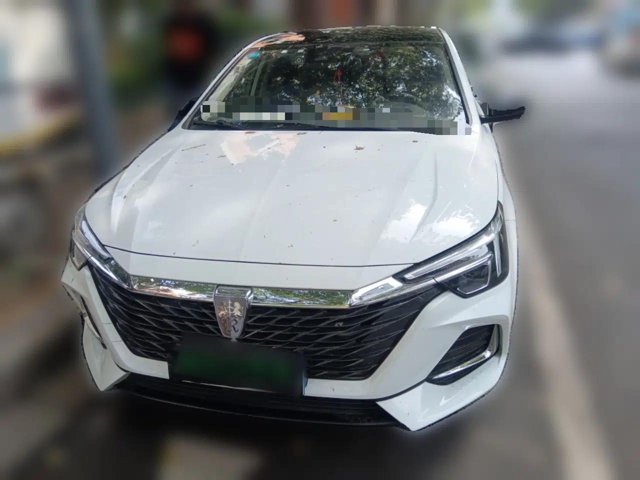 Roewe i6 MAX 2020 300TGI Automatic Supreme Edition with Cool Sunroof and Advanced Driving Features — миниатюра 2