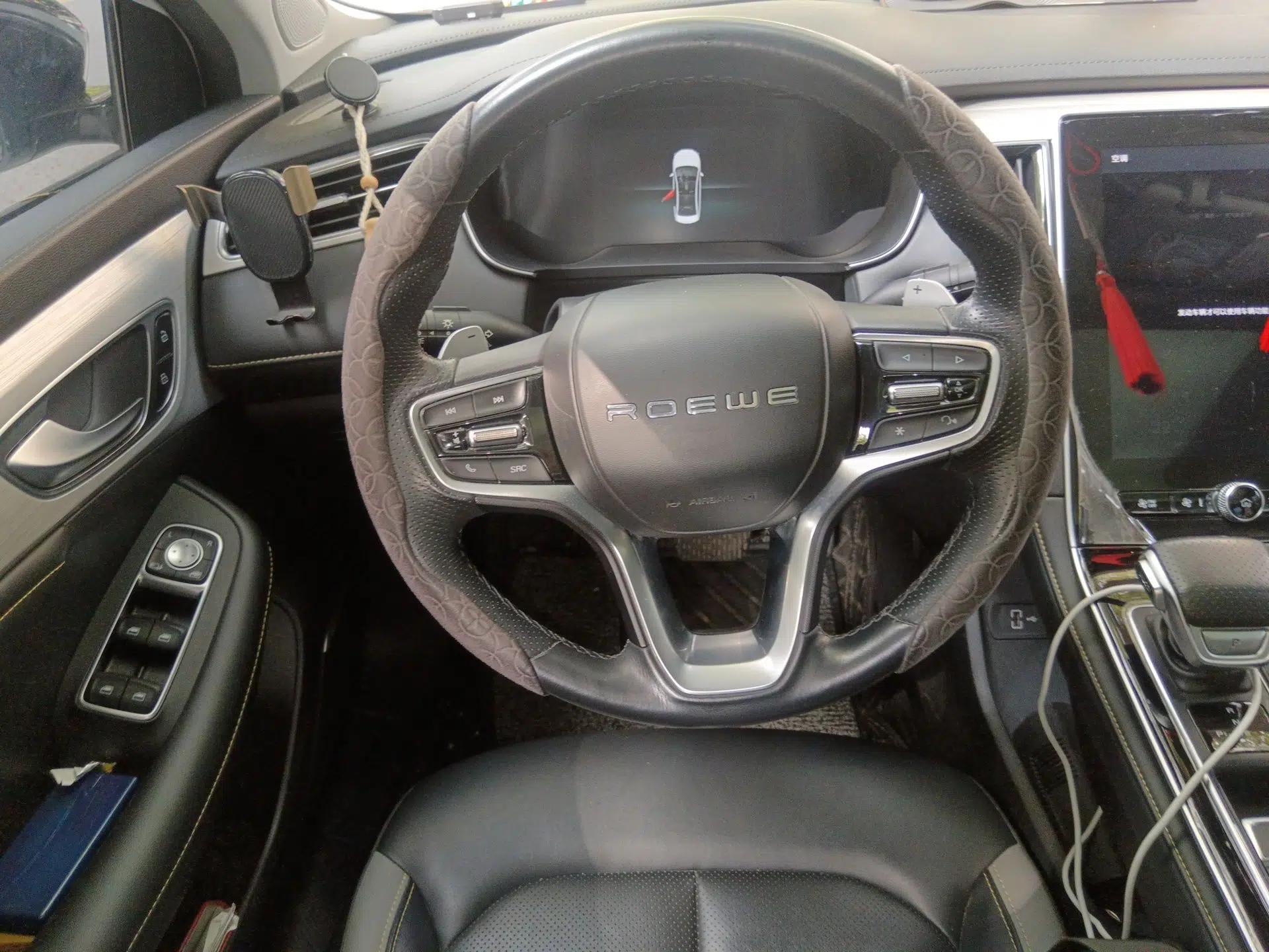 Roewe i6 MAX 2020 300TGI Automatic Supreme Edition with Cool Sunroof and Advanced Driving Features — миниатюра 11