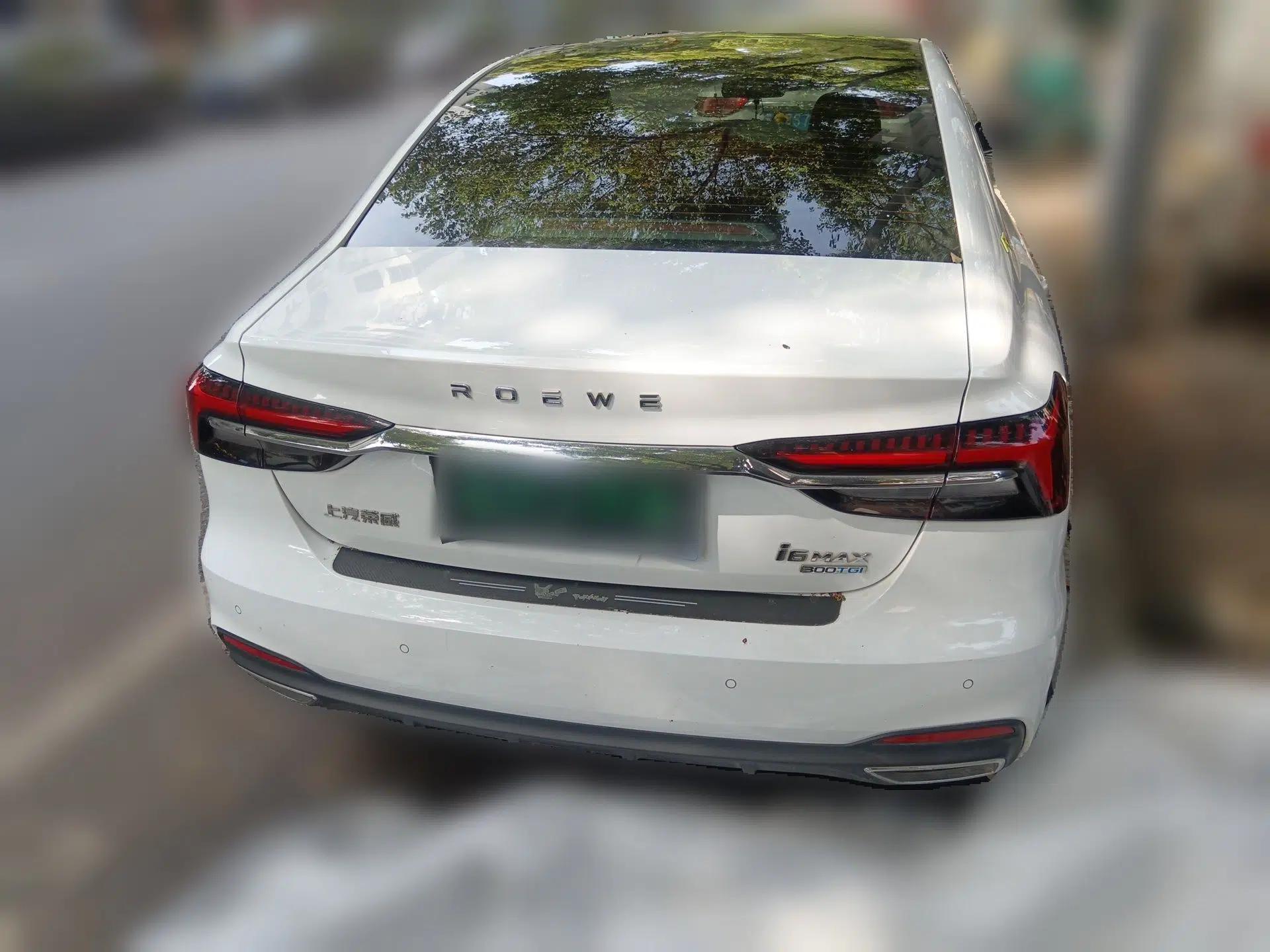 Roewe i6 MAX 2020 300TGI Automatic Supreme Edition with Cool Sunroof and Advanced Driving Features — миниатюра 5