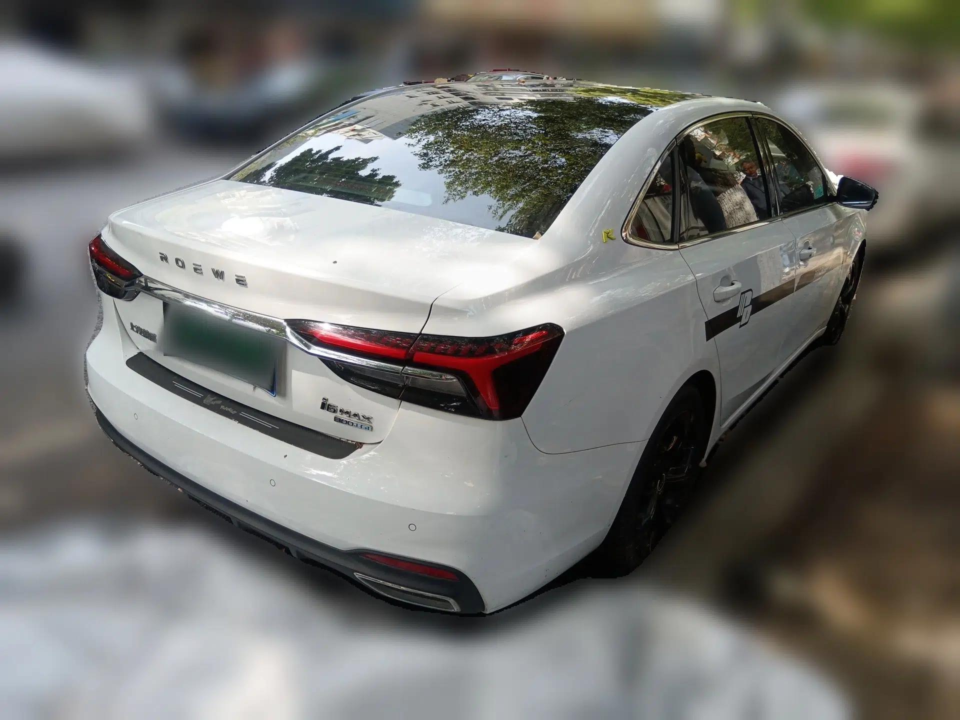 Roewe i6 MAX 2020 300TGI Automatic Supreme Edition with Cool Sunroof and Advanced Driving Features — миниатюра 6