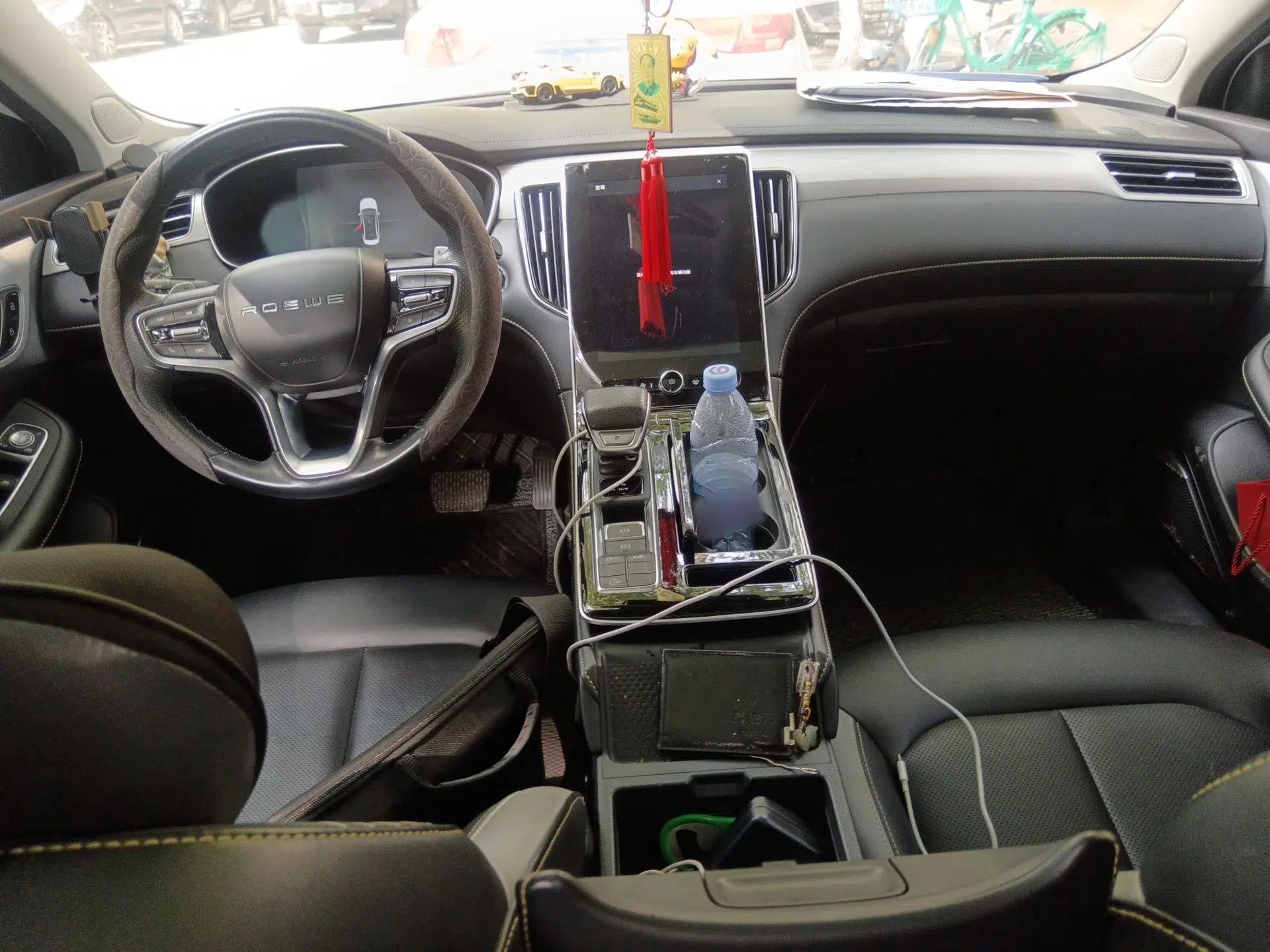Roewe i6 MAX 2020 300TGI Automatic Supreme Edition with Cool Sunroof and Advanced Driving Features — миниатюра 10