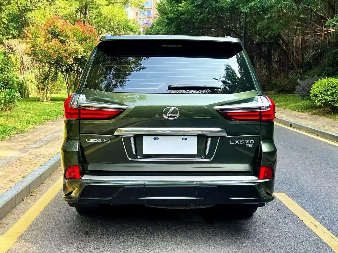 Lexus LX 2021 570 Middle East Limited Edition — миниатюра 19