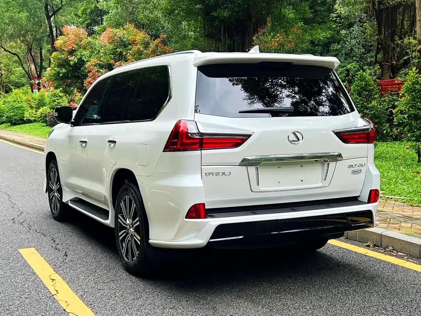 Lexus LX 2019 570 Pinnacle Edition — миниатюра 17