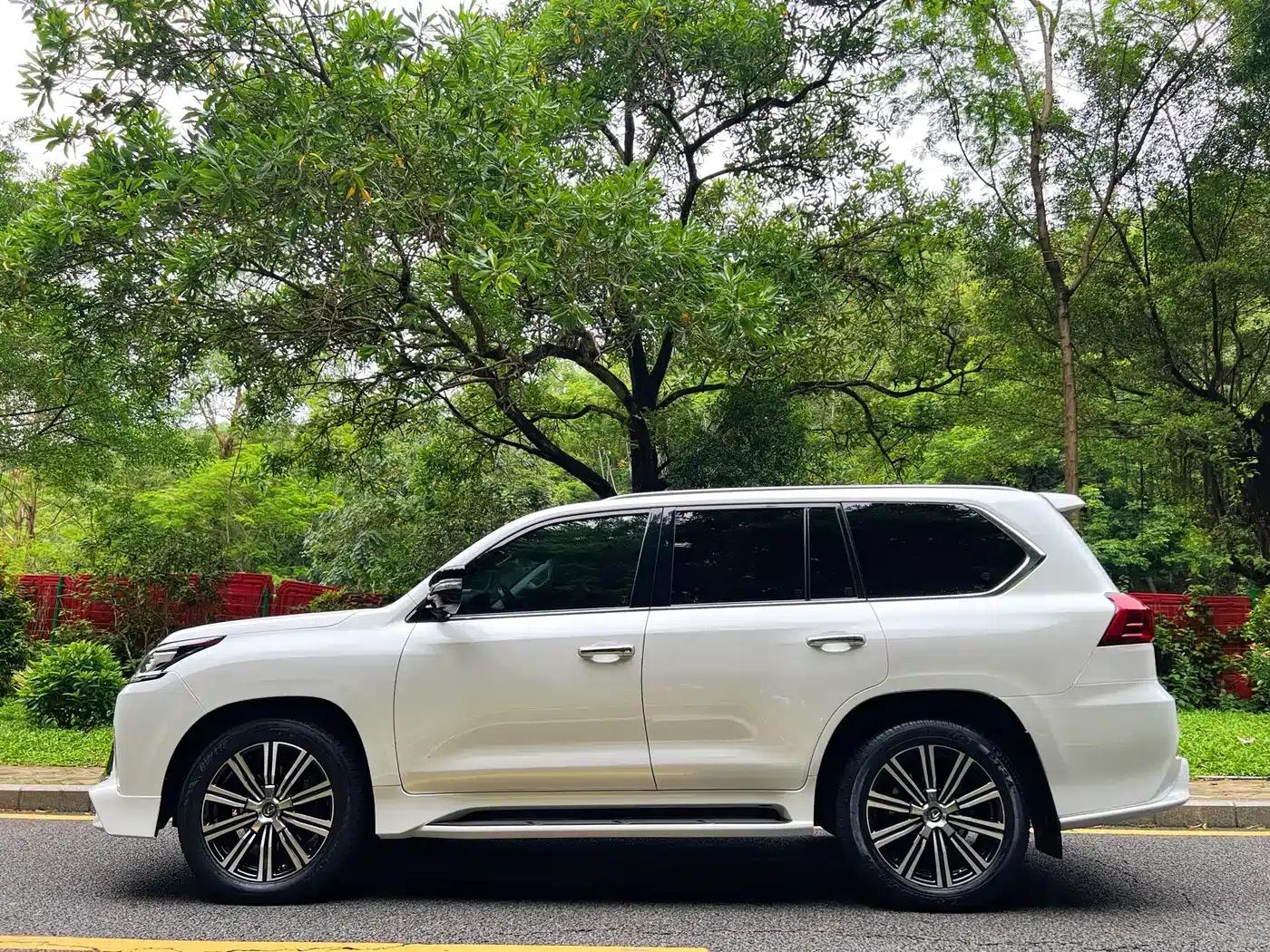 Lexus LX 2019 570 Pinnacle Edition — миниатюра 20