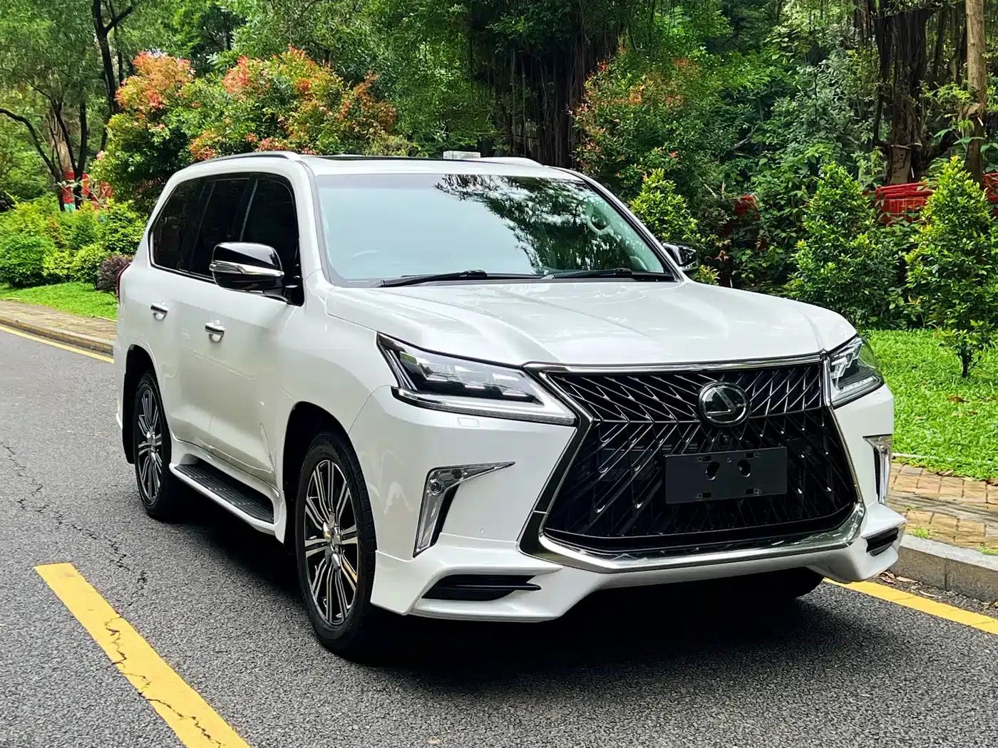 Lexus LX 2019 570 Pinnacle Edition — миниатюра 3