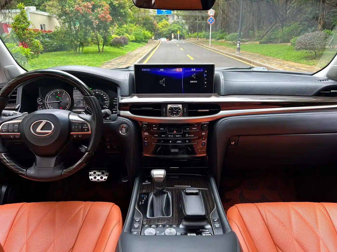 Lexus LX 2019 570 Pinnacle Edition — миниатюра 5