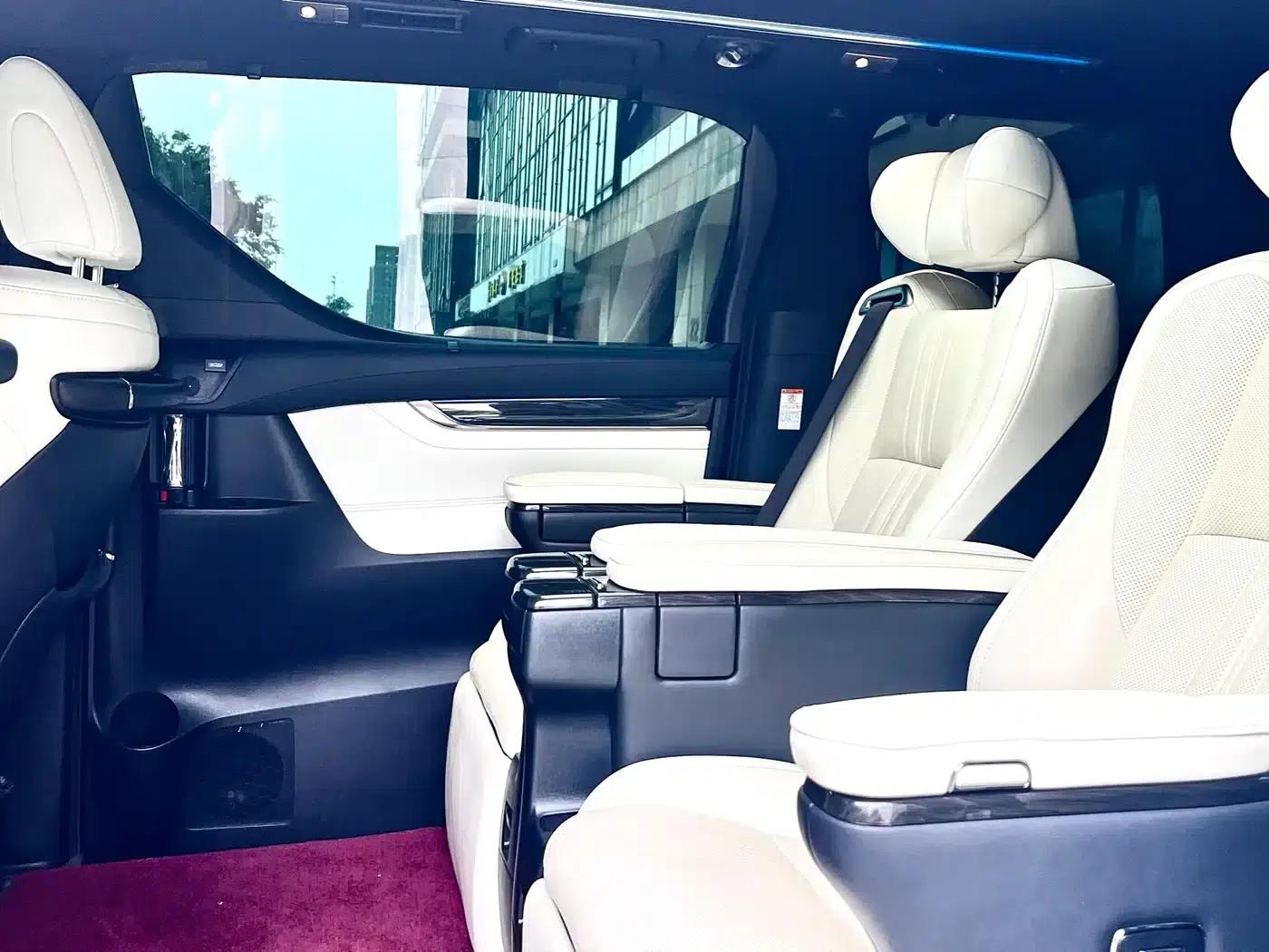 Lexus LM 2020 300h 7-Seat Elegant Edition — миниатюра 7