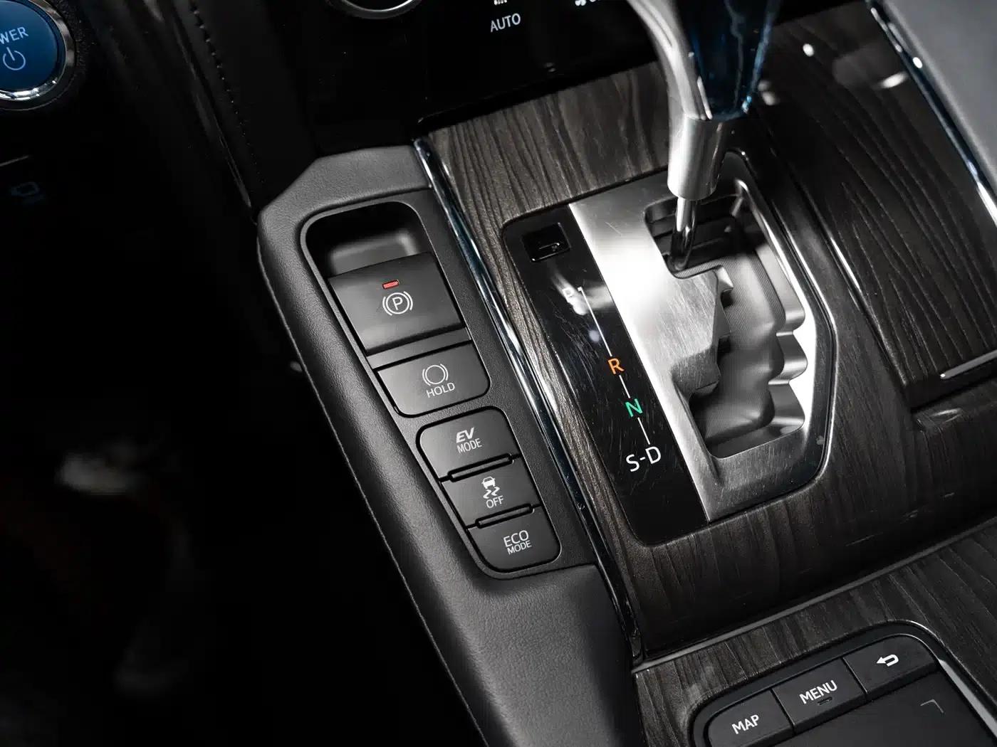 Lexus LM 2020 300h Four-Seat Executive Edition — миниатюра 26