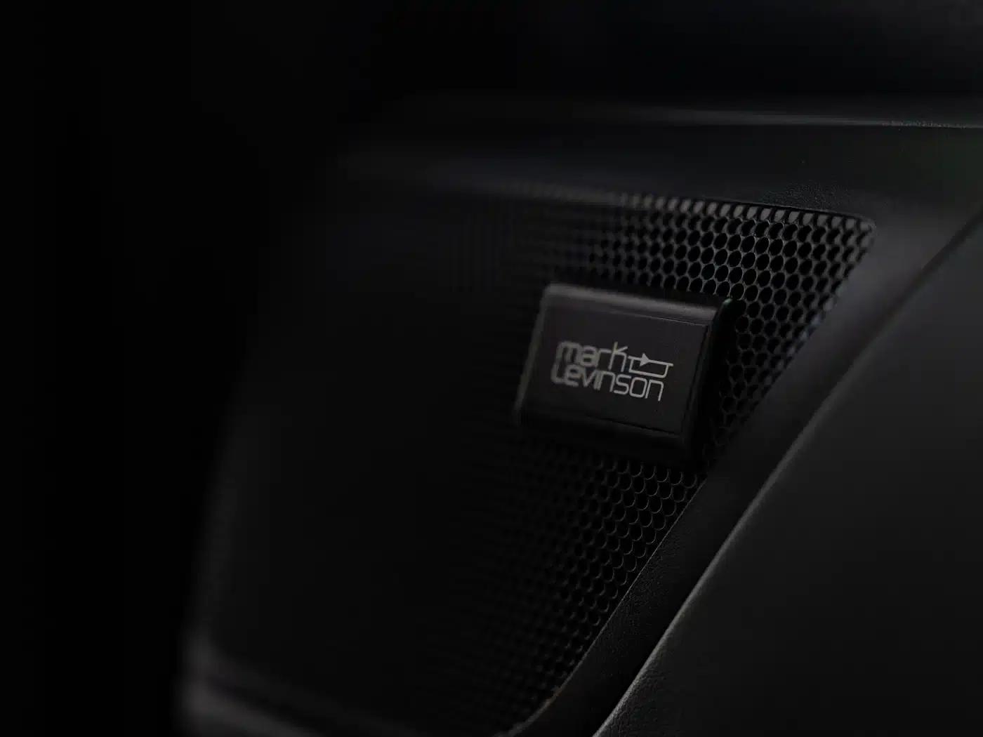 Lexus LM 2020 300h 7-Seat Elegant Edition — миниатюра 13
