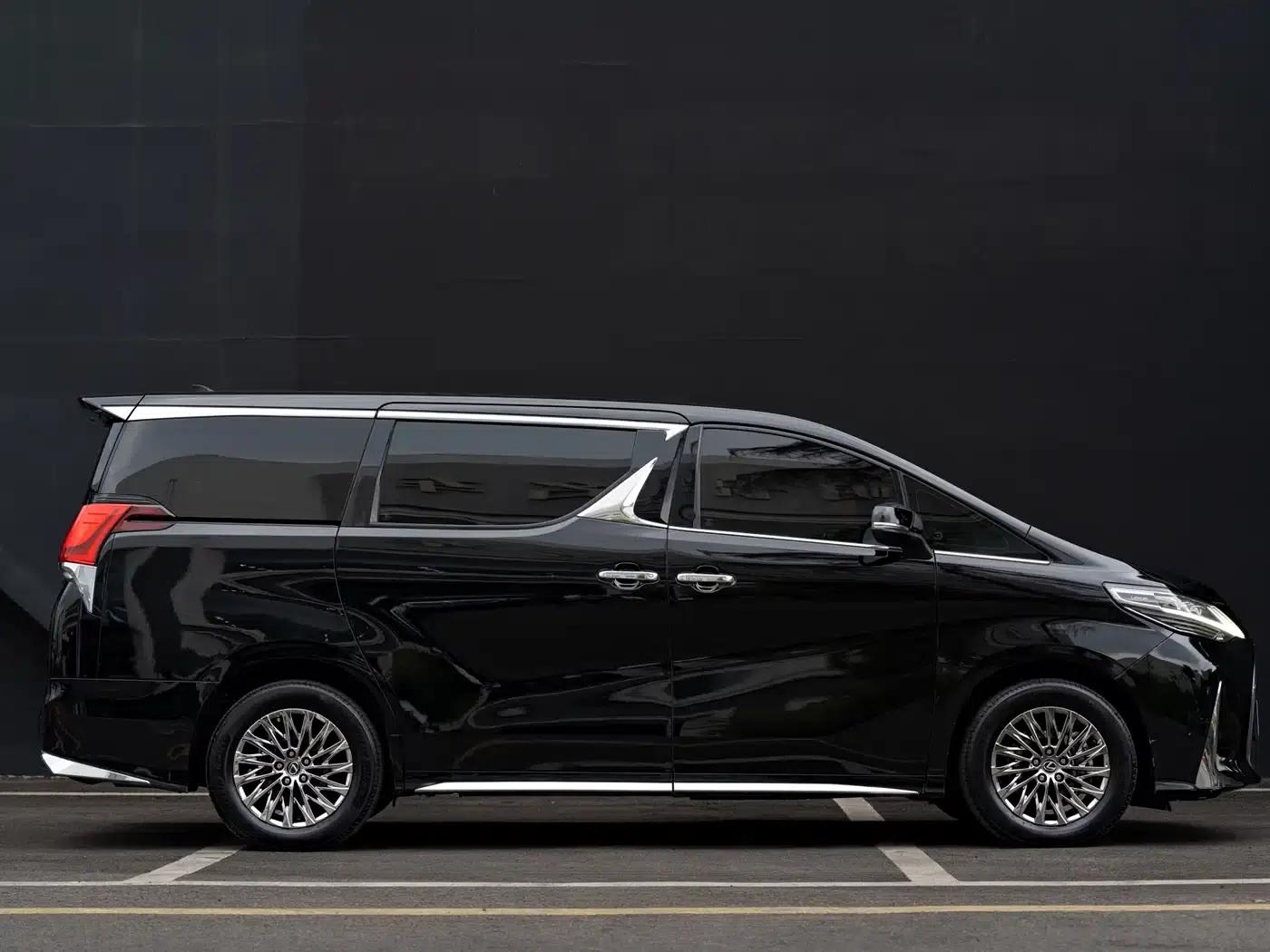 Lexus LM 2020 300h 7-Seat Elegant Edition — миниатюра 4