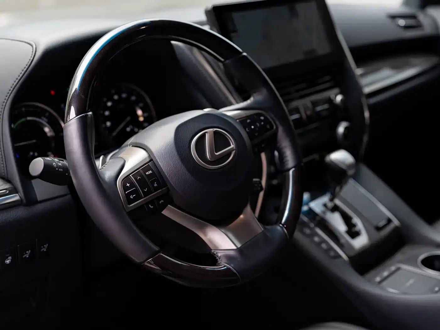 Lexus LM 2020 300h 7-Seat Elegant Edition — миниатюра 6