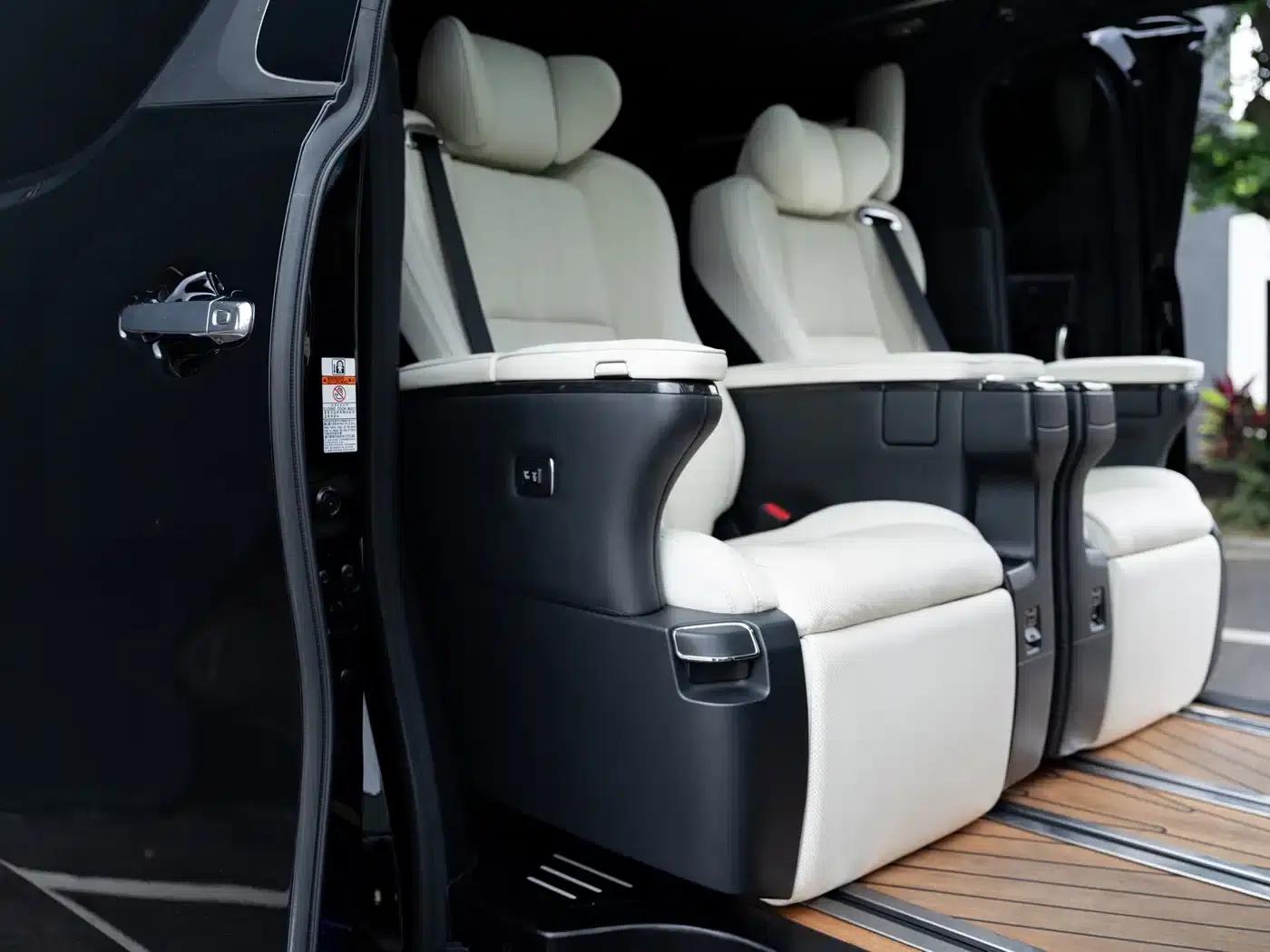 Lexus LM 2020 300h 7-Seat Elegant Edition — миниатюра 15