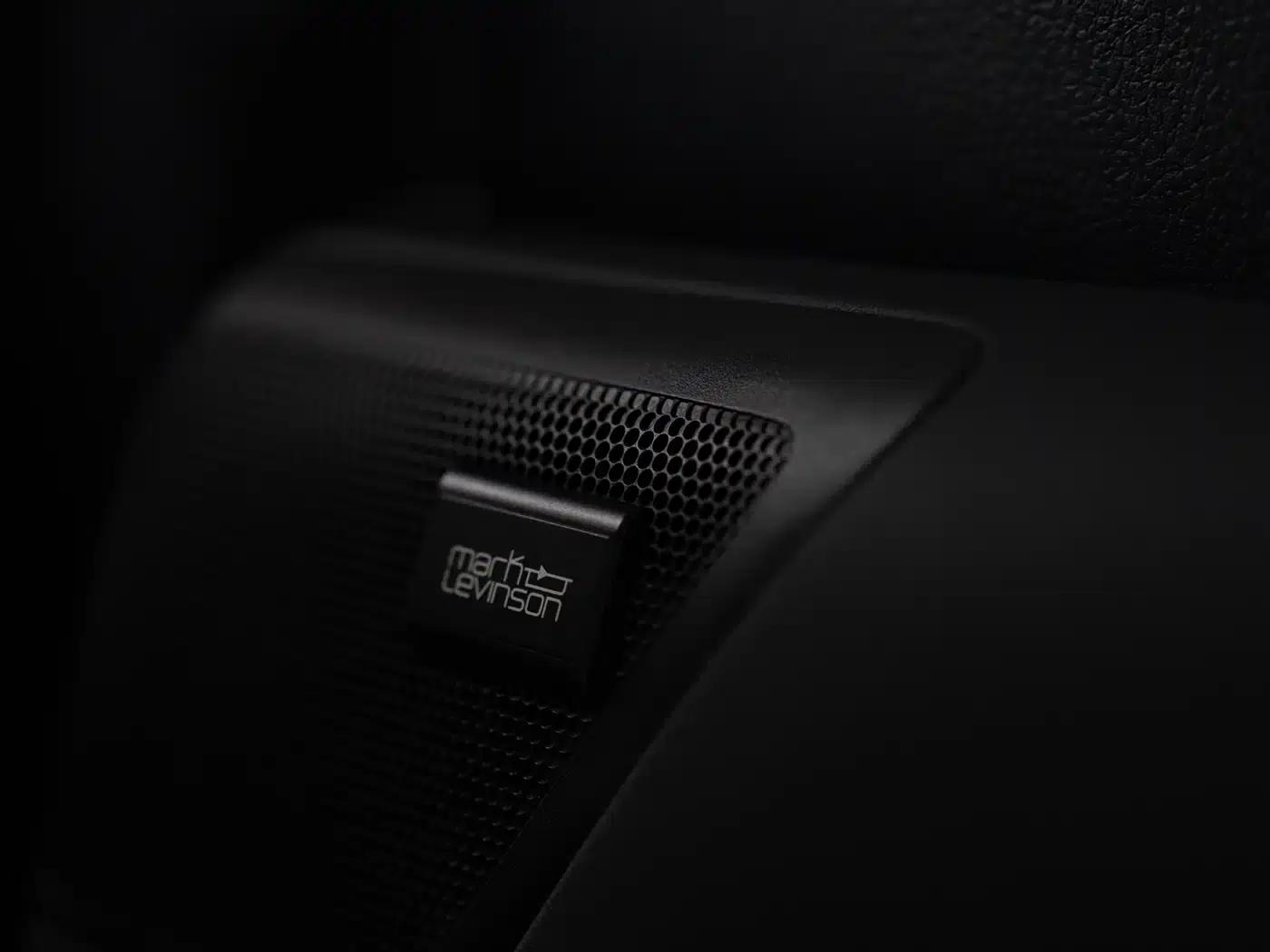 Lexus LM 2020 300h 7-Seat Elegant Edition — миниатюра 10