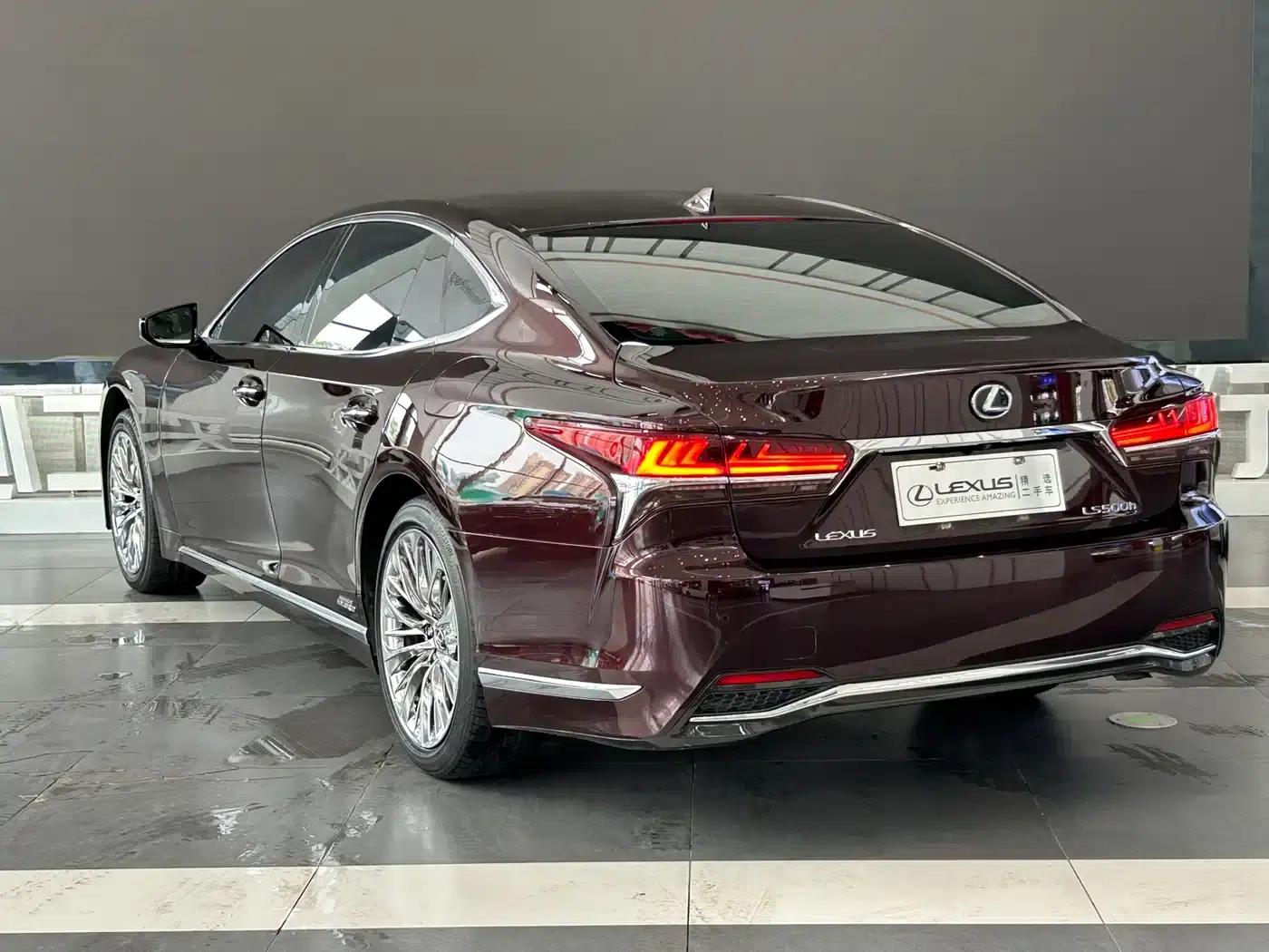 Lexus LS 2018 500h Executive Edition (China V emission standard) — миниатюра 6