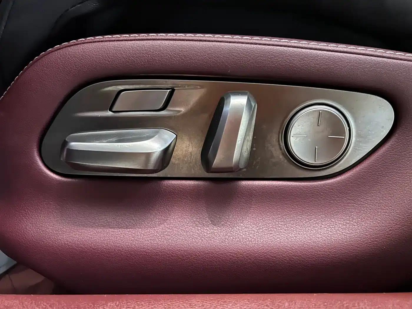 Lexus LS 2018 500h Executive Edition (China V emission standard) — миниатюра 10