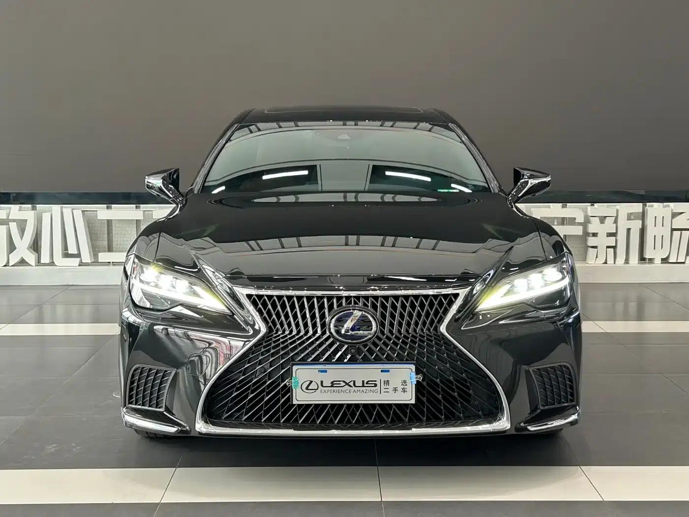 Lexus LS 2021 500h Premium Edition — миниатюра 3