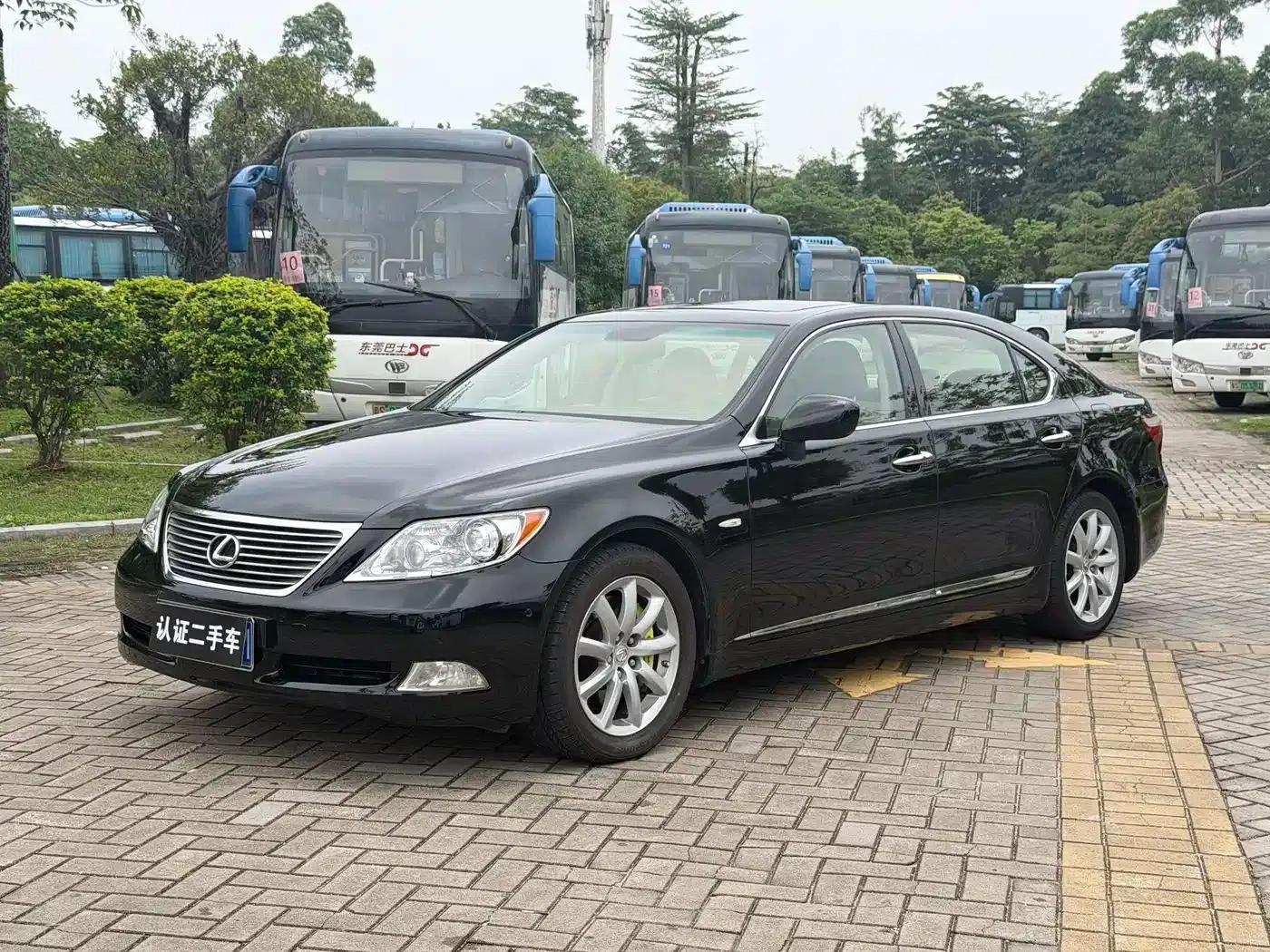Lexus LS 2006 460L — миниатюра 1