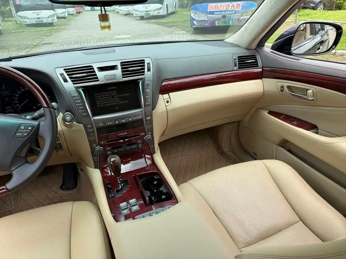 Lexus LS 2006 460L — миниатюра 6