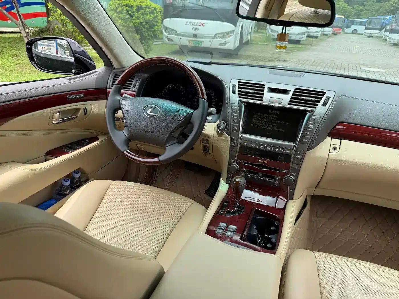 Lexus LS 2006 460L — миниатюра 10