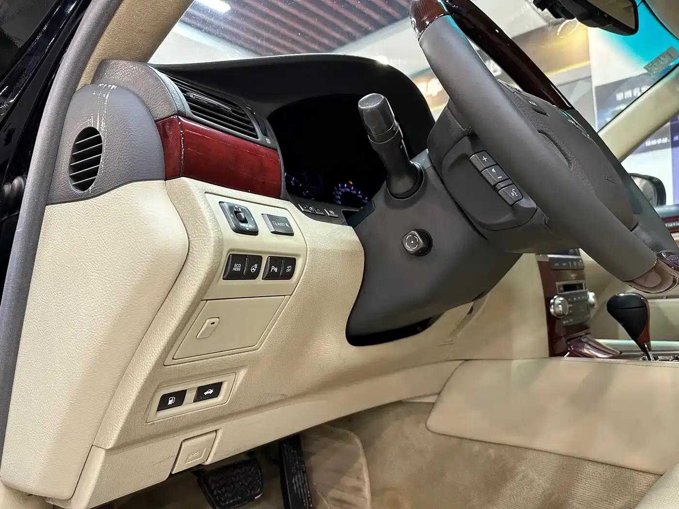 Lexus LS 2010 460L Premium Edition — миниатюра 20