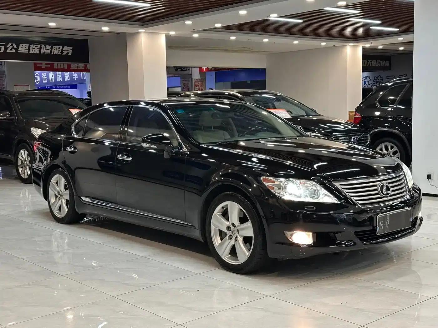 Lexus LS 2010 460L Premium Edition — миниатюра 3