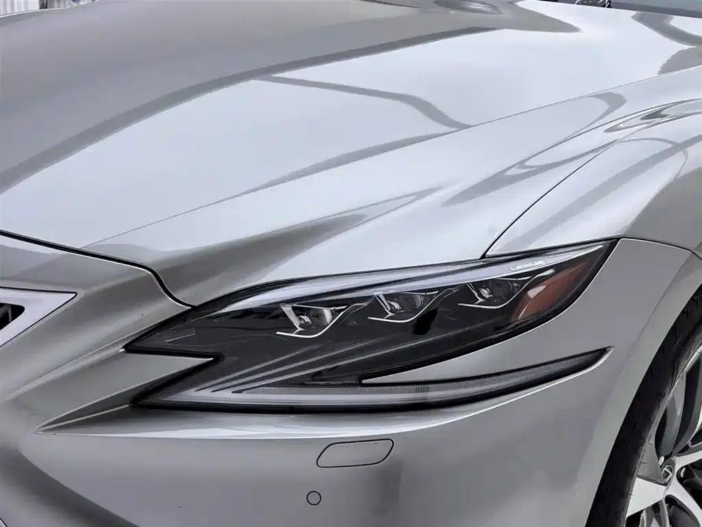 Lexus LS 2020 500h Premium Edition (China VI Emission Standard) — миниатюра 12