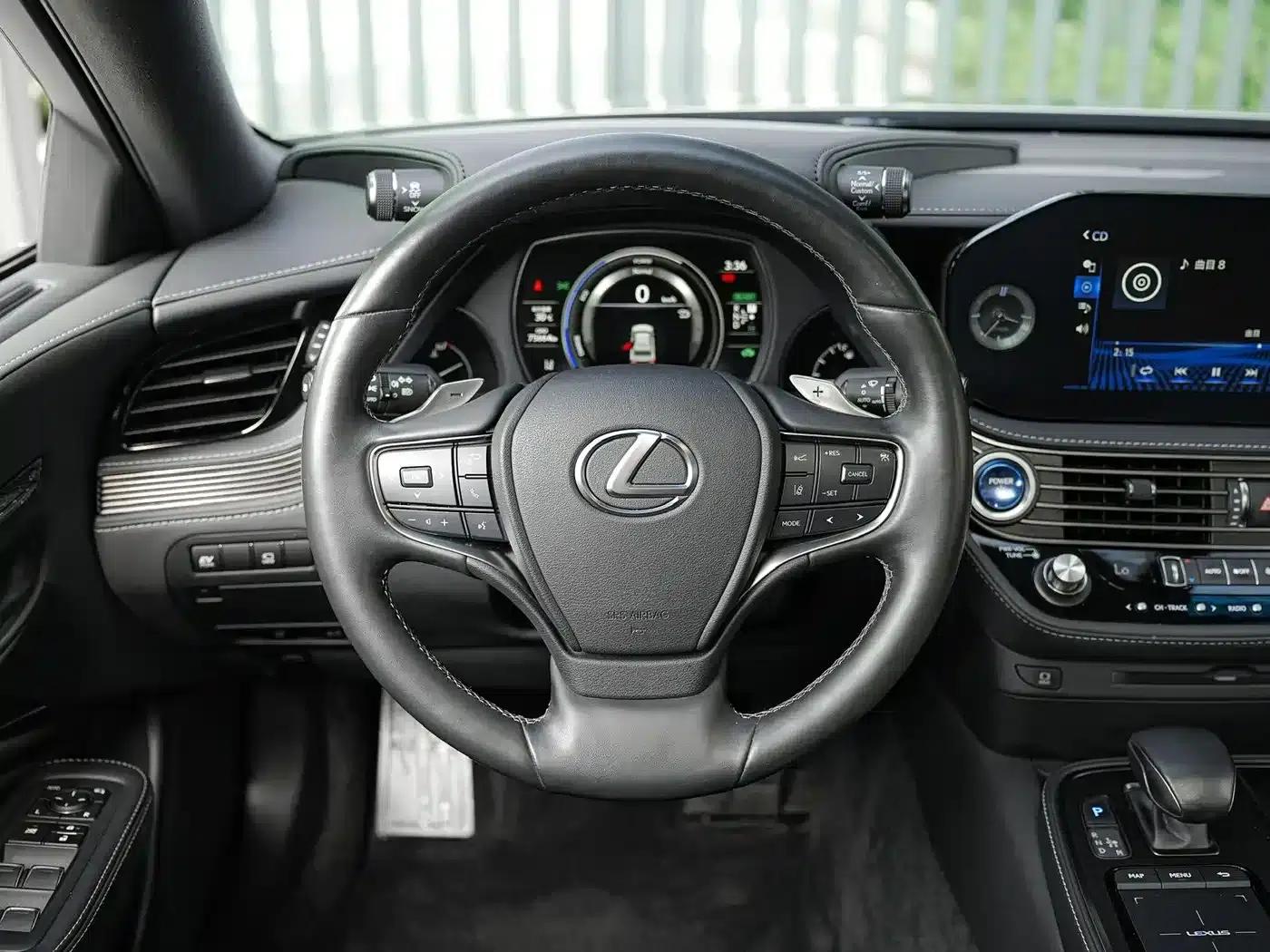 Lexus LS 2021 500h Premium Edition — миниатюра 19