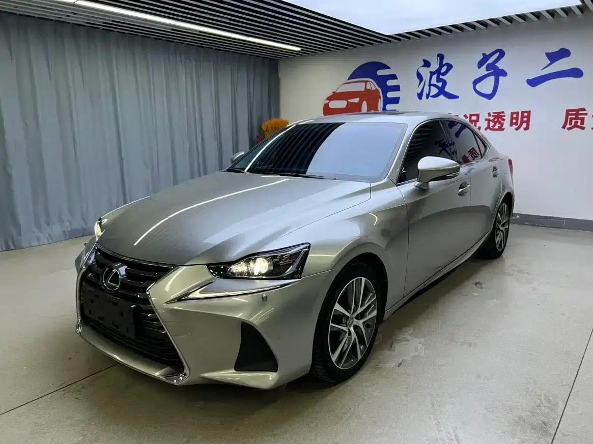 Lexus IS 2017 300 Leading Edition — миниатюра 1