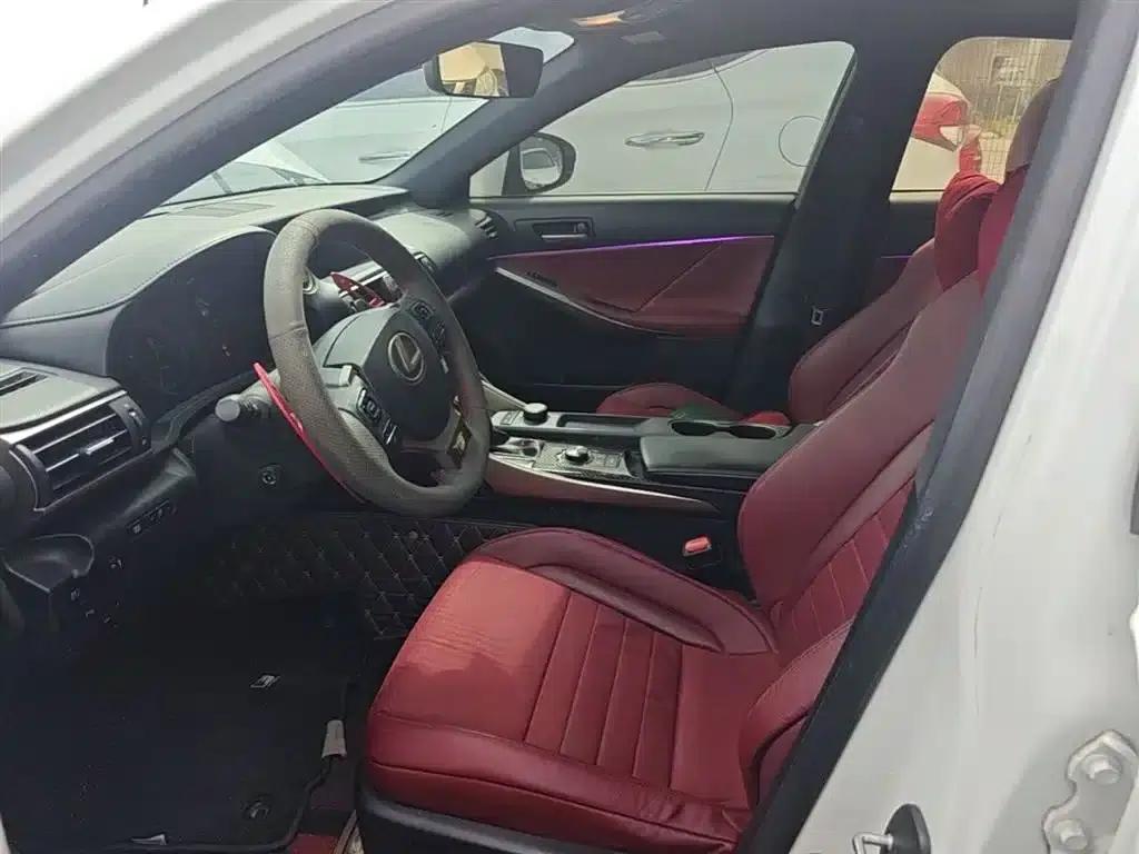 Lexus IS 2017 300 F SPORT Edition — миниатюра 22
