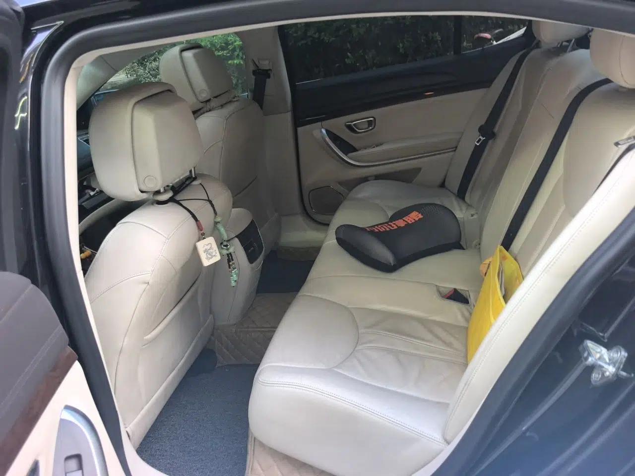 Roewe e950 2017 50T Hybrid Connected Executive Edition — миниатюра 18